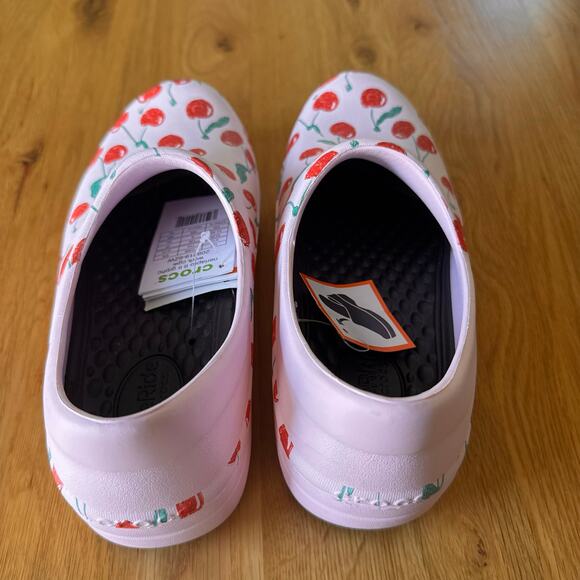NWT Crocs Neria Pro II LiteRide Graphic Work Clog Pink Milk Cherries Size 10 - Picture 5 of 12